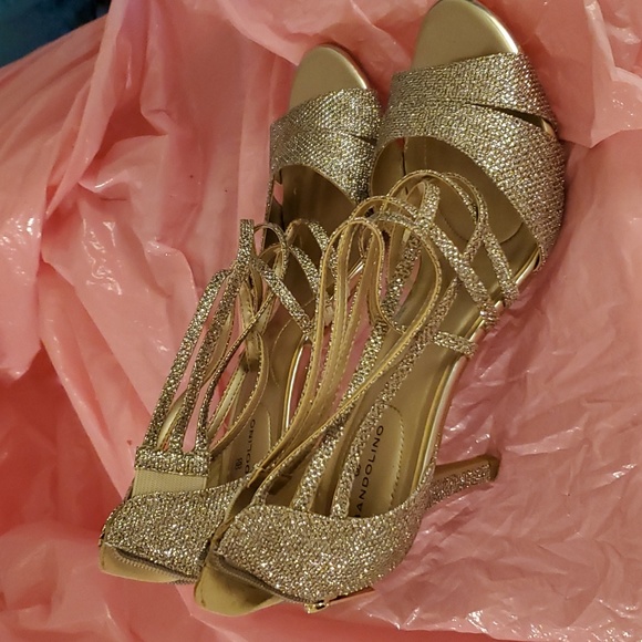 Bandolino heels size 9 - Picture 3 of 4